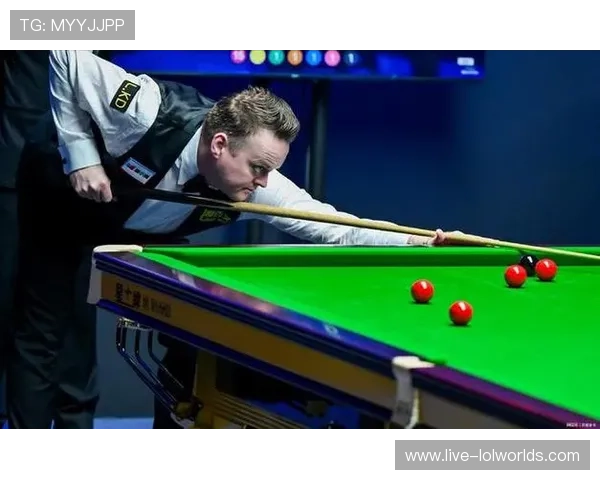 冠中冠赛场现争议，威尔逊称球桌问题影响发挥