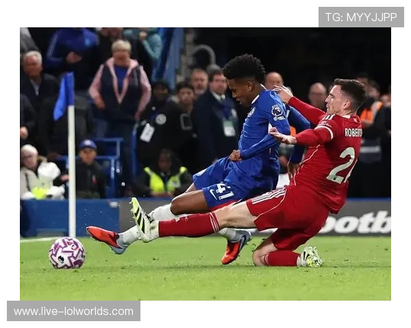 切尔西迎战阿森纳，帕尔默伤愈复出，埃斯特旺有望继续首发