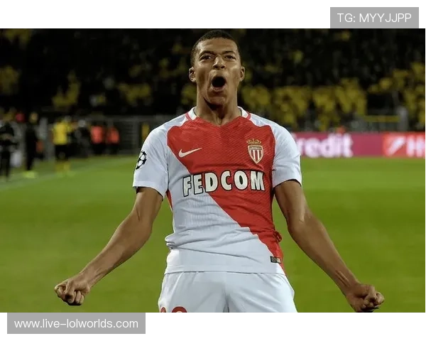 姆巴佩左膝扭伤将缺席三周，有望对阵摩纳哥时复出